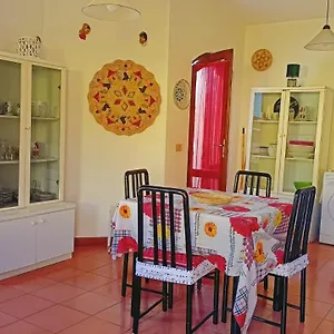 Casa Rosa 1 Piano Isola Rossa (Sassari)